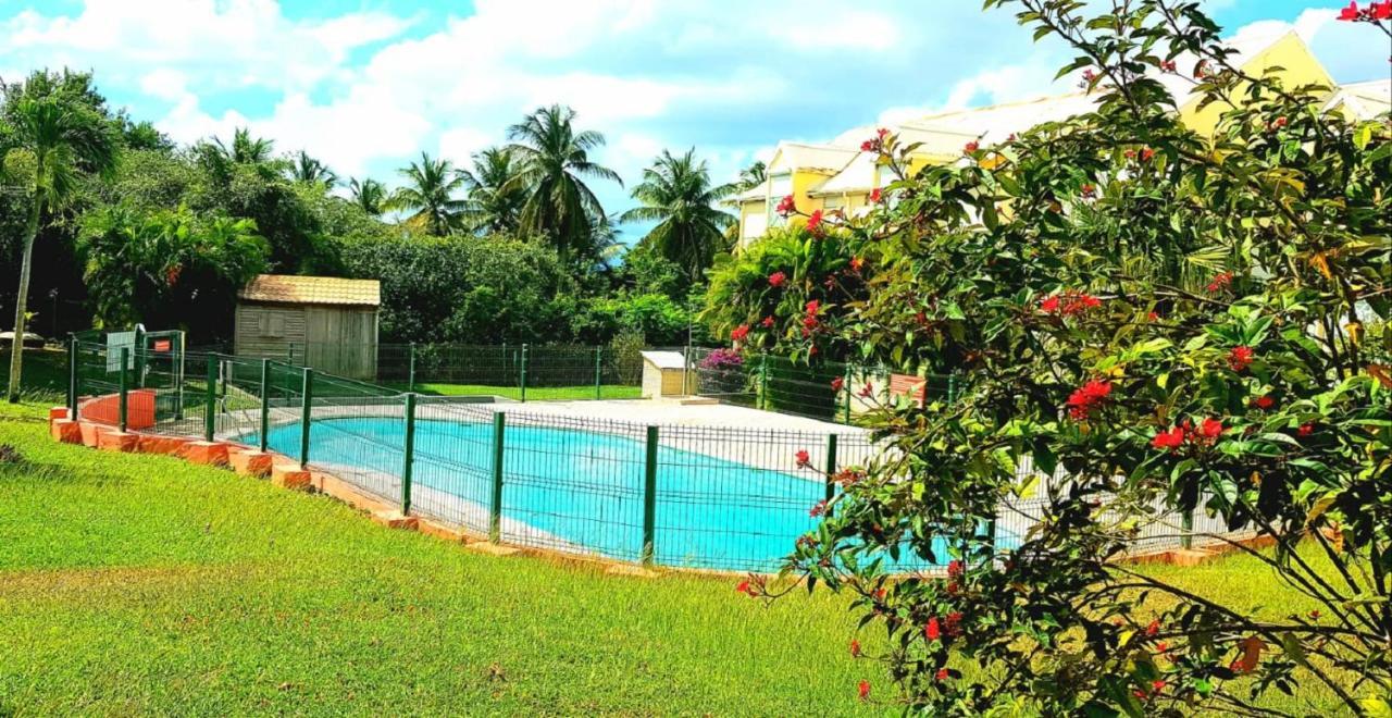 Le Studio Oncle Sam - Acces Piscine Et Plage Le Gosier  Ngoại thất bức ảnh