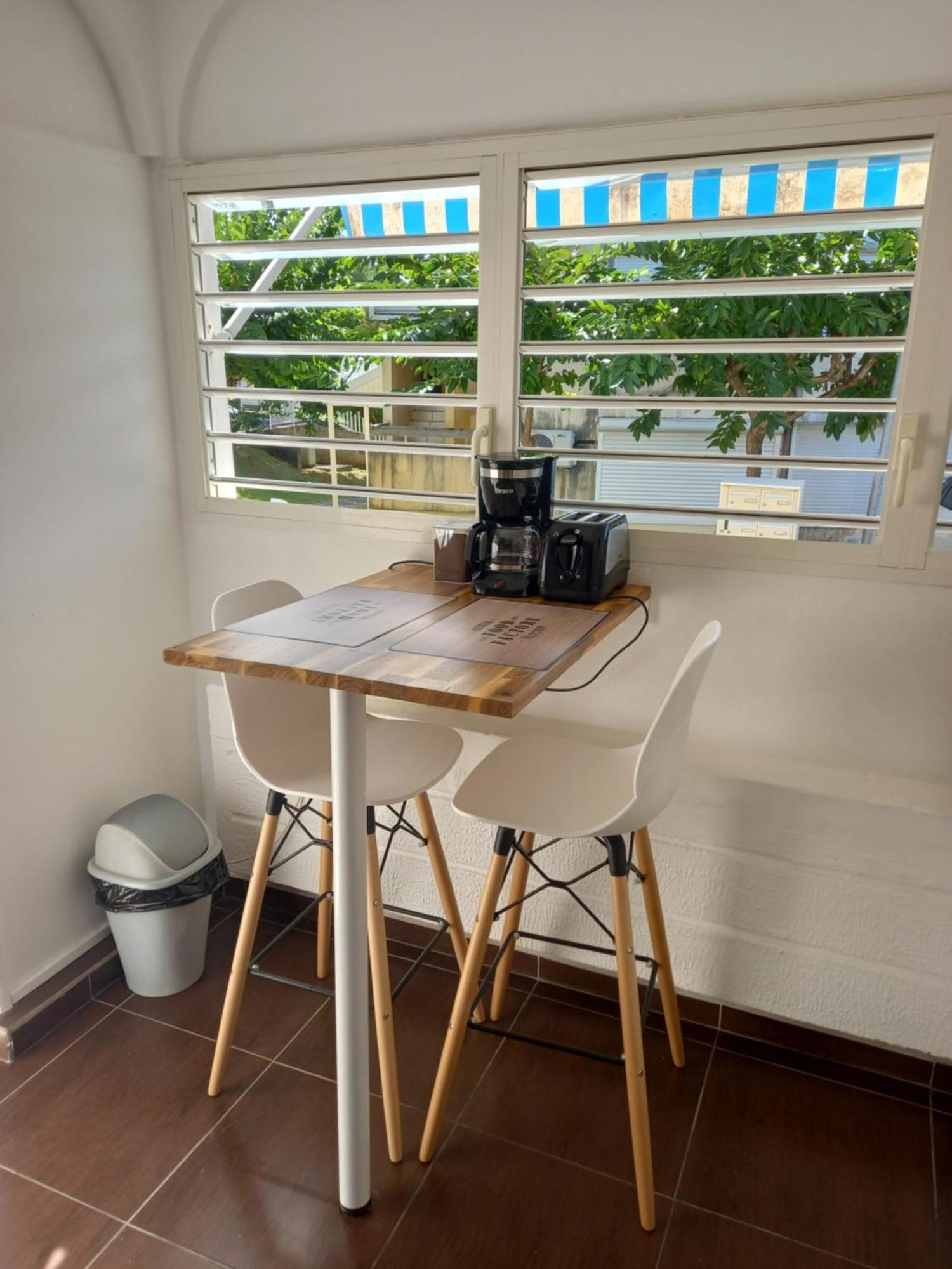 Le Studio Oncle Sam - Acces Piscine Et Plage Le Gosier  Ngoại thất bức ảnh