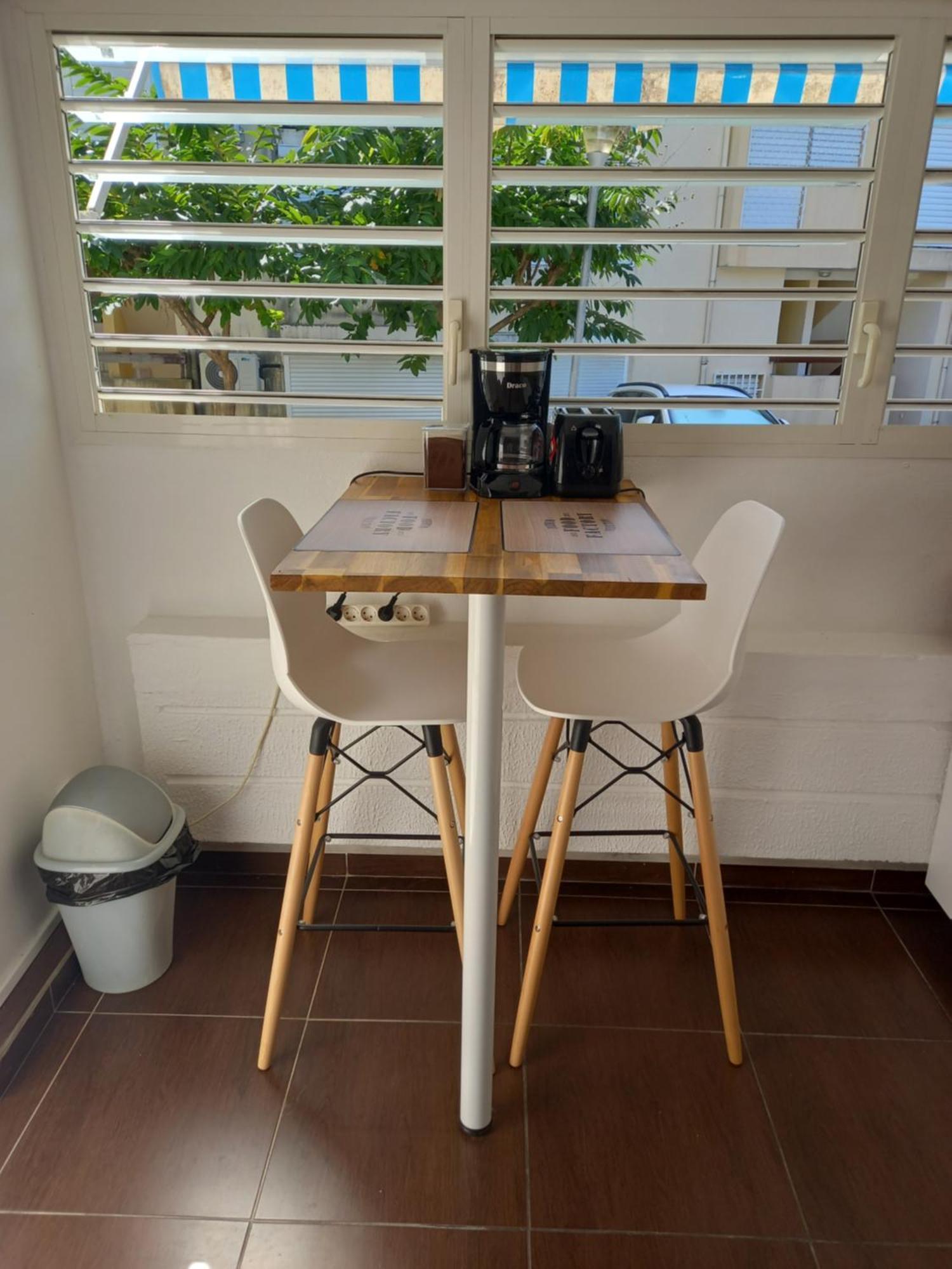 Le Studio Oncle Sam - Acces Piscine Et Plage Le Gosier  Ngoại thất bức ảnh