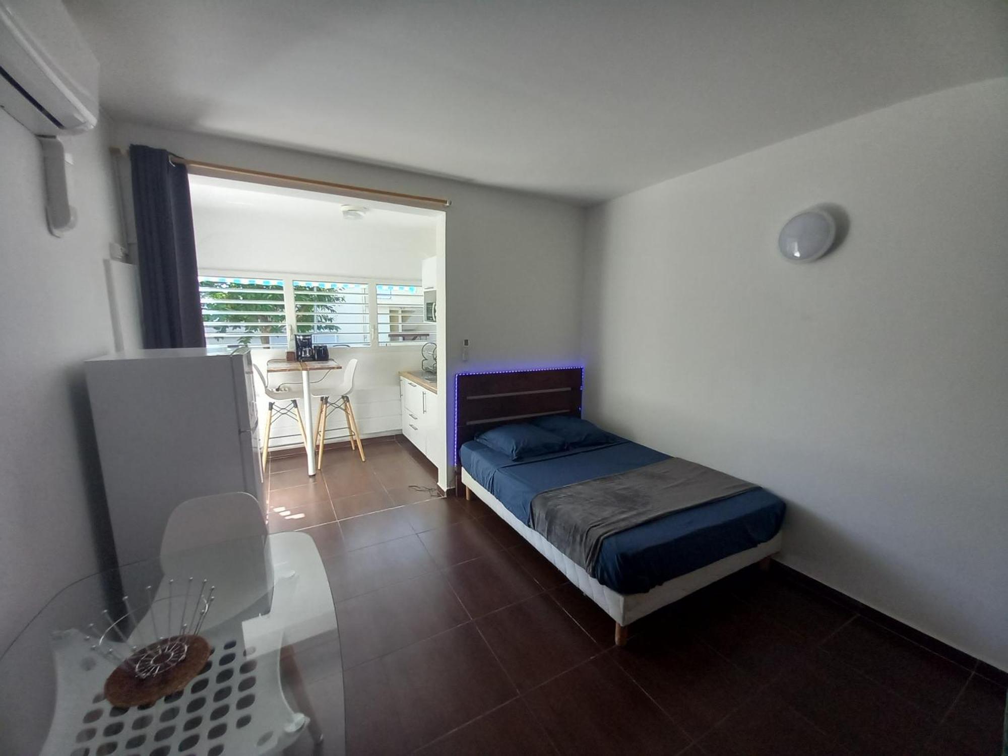 Le Studio Oncle Sam - Acces Piscine Et Plage Le Gosier  Ngoại thất bức ảnh