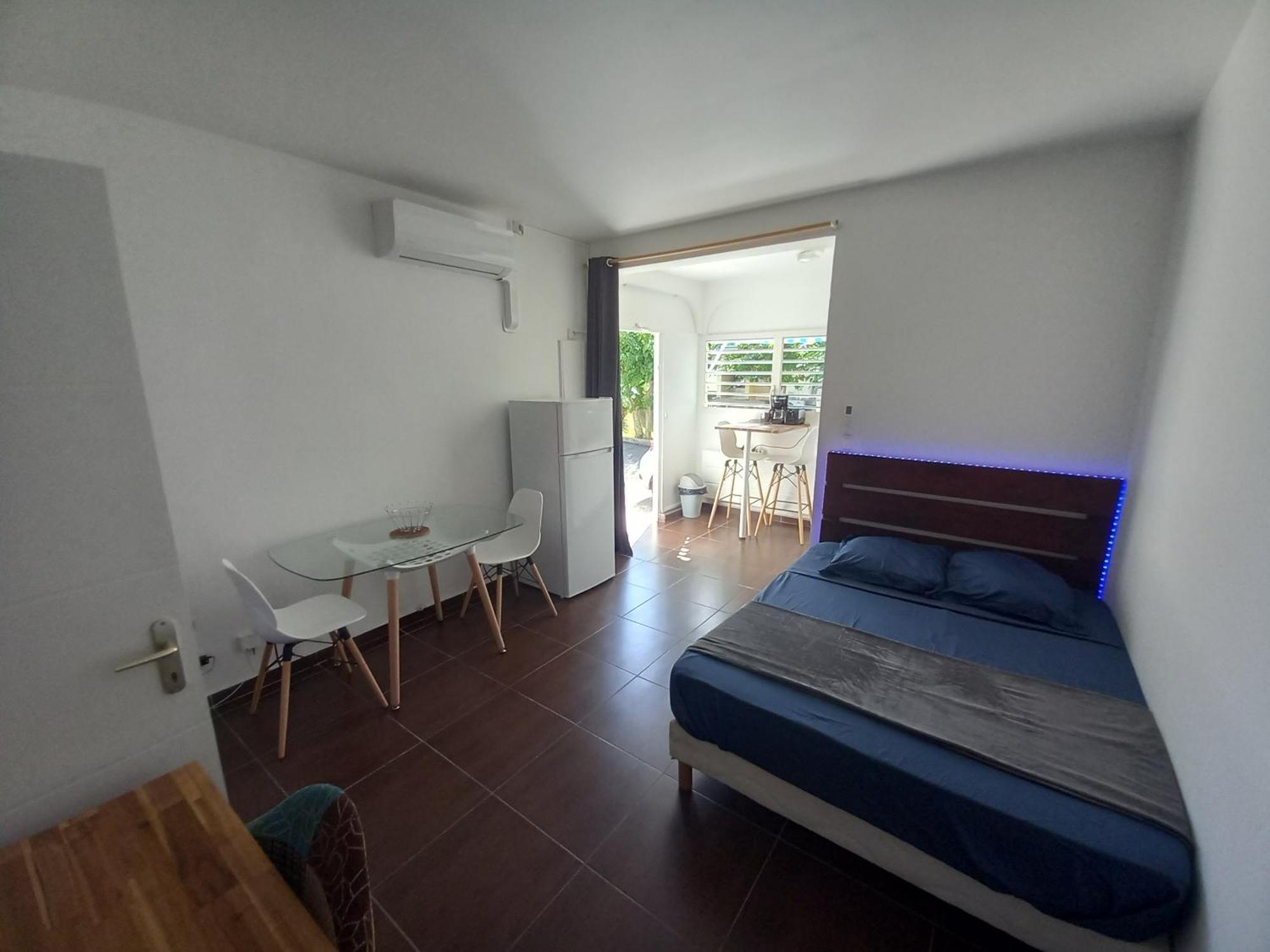 Le Studio Oncle Sam - Acces Piscine Et Plage Le Gosier  Ngoại thất bức ảnh